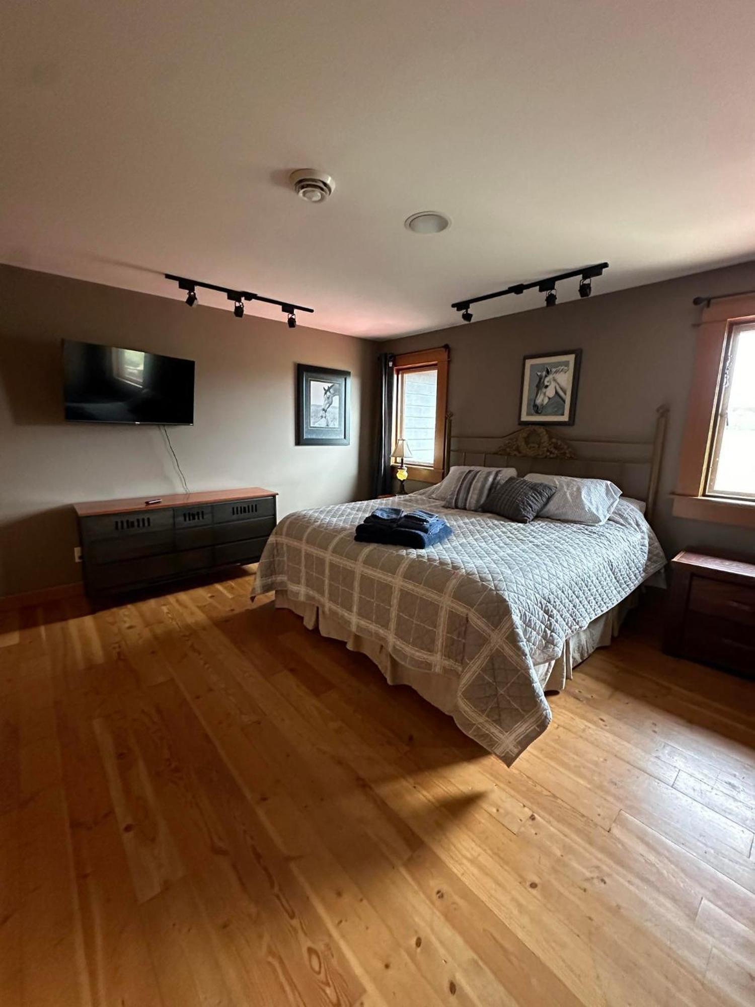 Paradise Acres Ranch Nanoose Bay Экстерьер фото